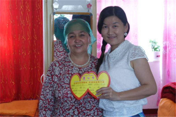 “连心卡”搭起民族团结“连心桥”-网上精河