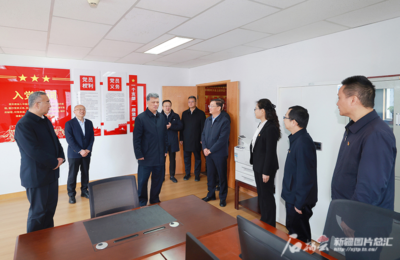 马兴瑞在自治区科技厅和卫健委调研 马兴瑞在自治区科技厅和卫健委调研