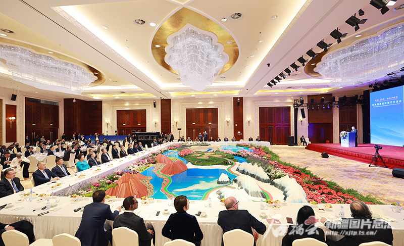 新疆在京举办有关国家驻华使节交流会