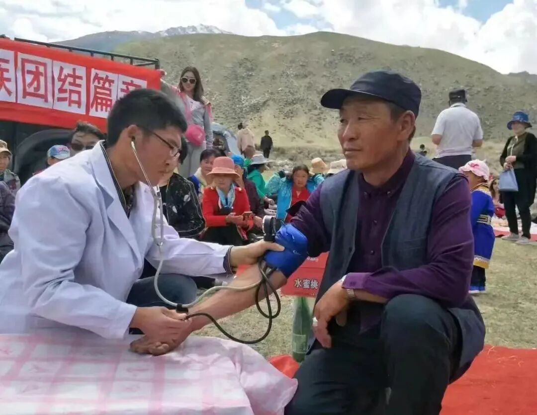 乡村医生曾春丰：扎根基层十五载 守护村民健康