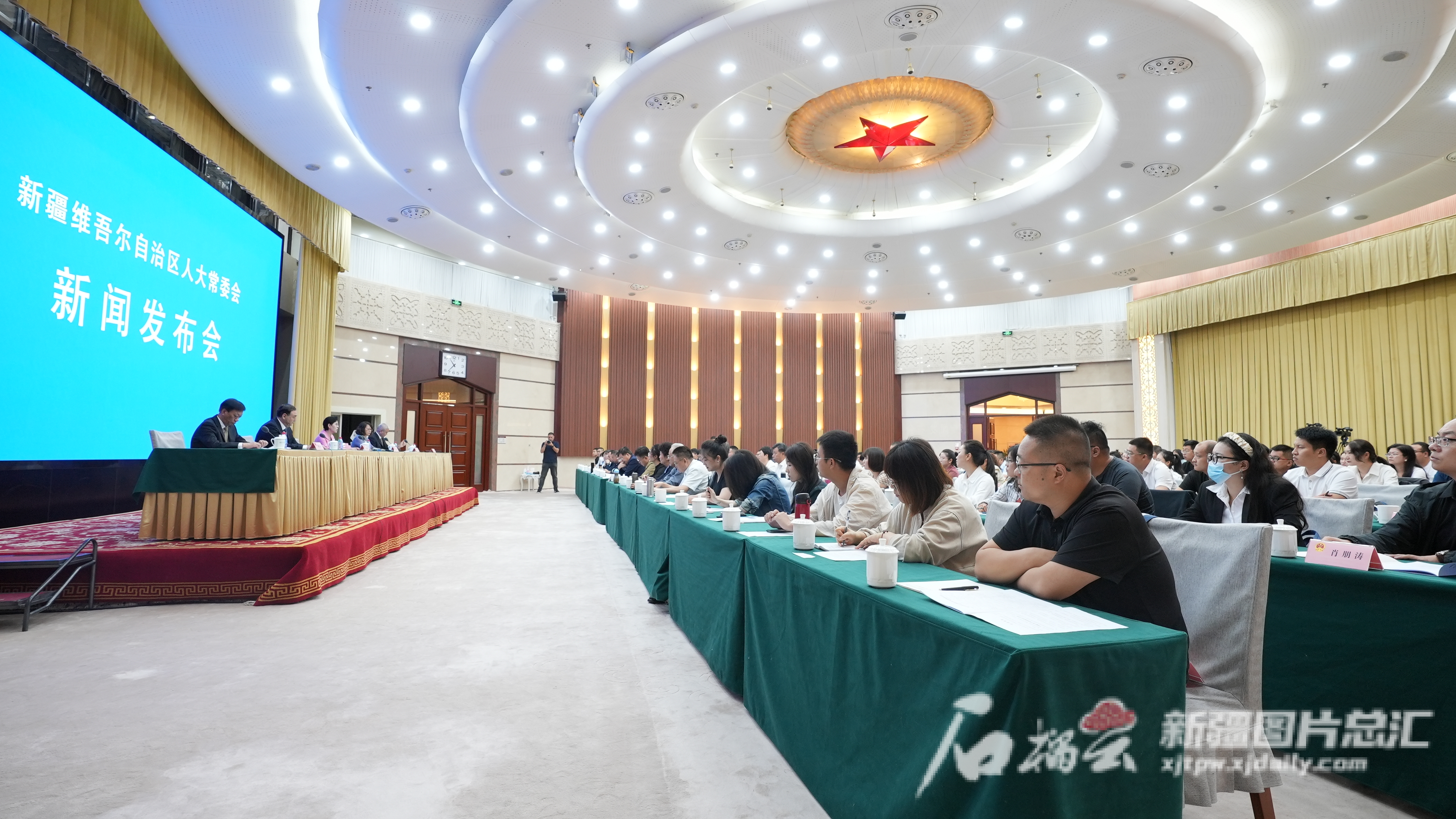 mmexport1694084489764